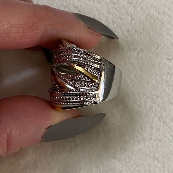 The Designer 2 Tone 925 Silver Statement Ring size 6 - Picture 6 of 8
